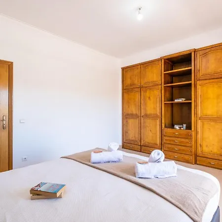 Villa Bahia - Moradia Com Piscina De Agua Salgada Em Albufeira