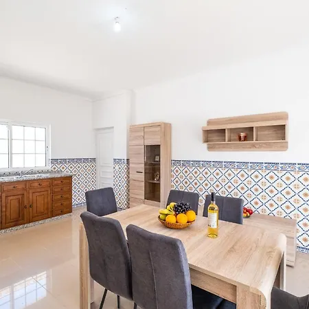 Βίλα Bahia - Moradia Com Piscina De Agua Salgada Em Αλμπουφέιρα