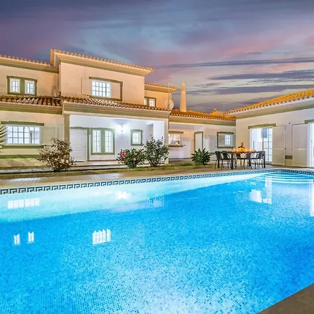 Bahia - Moradia Com Piscina De Agua Salgada Em Албуфейра